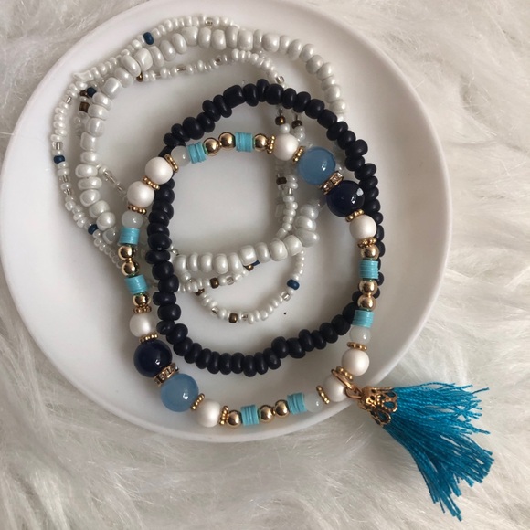 FIVE blue/white/gold tassel accent bead bracelets - Picture 3 of 5